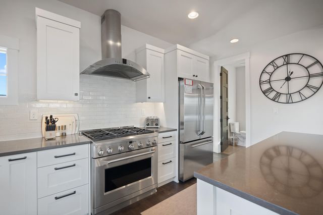 19224 Solomon Drive, Bend, OR 97702