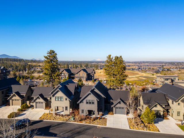 19224 Solomon Drive, Bend, OR 97702