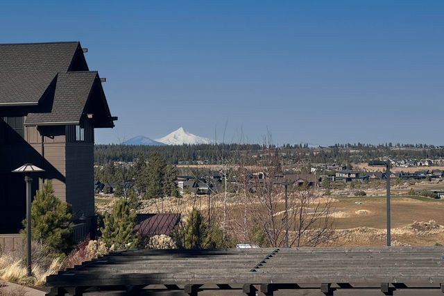 19224 Solomon Drive, Bend, OR 97702