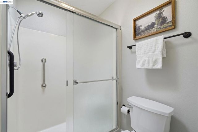 342 Lone Oak Dr, Pleasanton, CA 94566