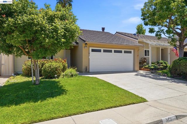 342 Lone Oak Dr, Pleasanton, CA 94566
