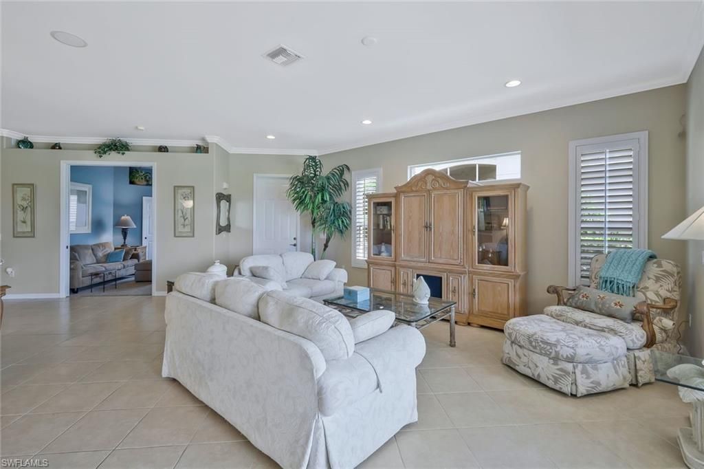 12732 Fox Ridge DR, BONITA SPRINGS, FL 34135 — photo 4