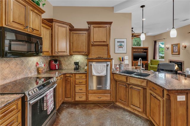 7127 Floy Court, Springdale, AR 72762