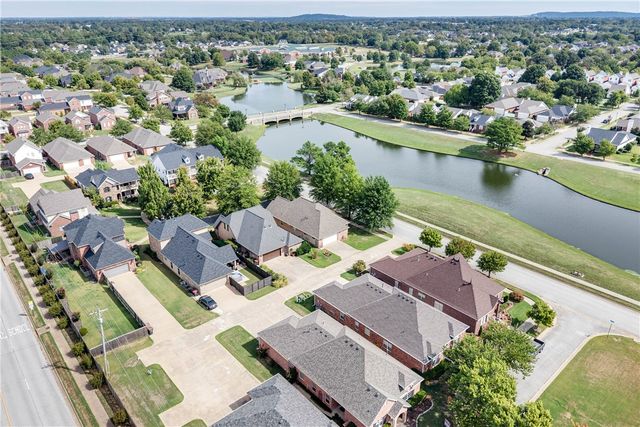 7127 Floy Court, Springdale, AR 72762