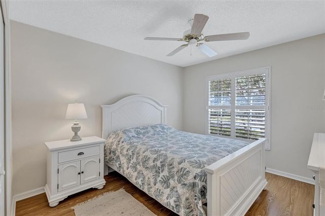 2215 WORTHINGTON GREENS DRIVE 20, Sun City Center, FL 33573