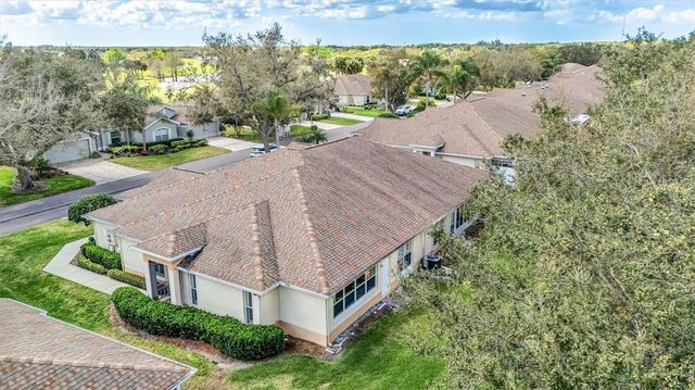 2215 WORTHINGTON GREENS DRIVE 20, Sun City Center, FL 33573