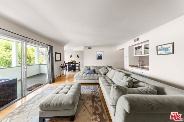 190 Arroyo Terrace 305, Pasadena, CA 91103