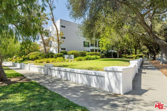 190 Arroyo Terrace 305, Pasadena, CA 91103