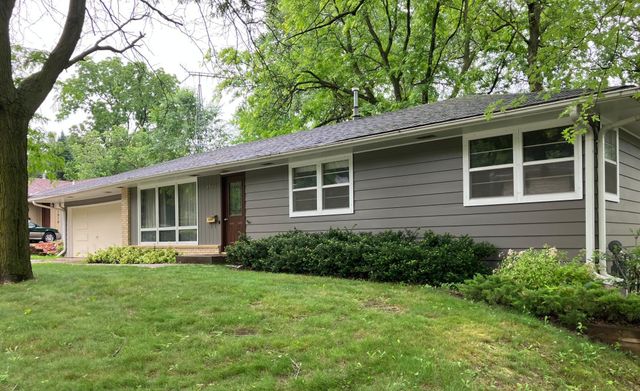 1927 Twin Bluff Road, Red Wing, MN 55066