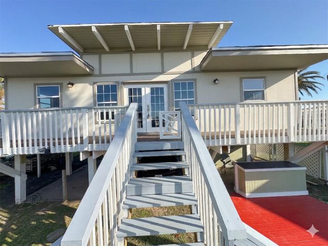 16622 Nassau Way, Jamaica Beach, TX 77554