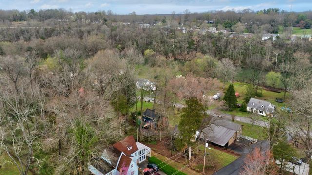 203 Westwood Dr, Mcminnville, TN 37110