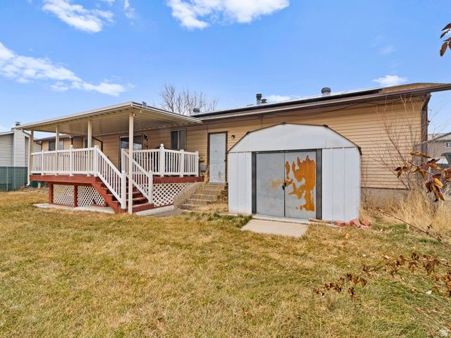 1125 W 700 N, Clearfield, UT 84015