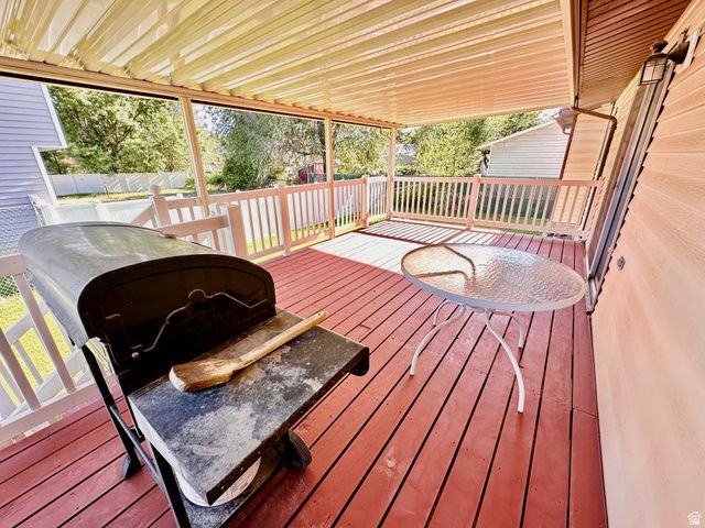 1125 W 700 N, Clearfield, UT 84015