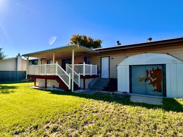 1125 W 700 N, Clearfield, UT 84015