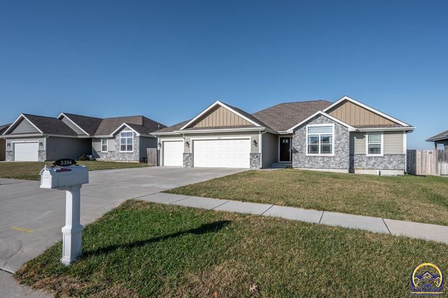 3334 SW 43rd St, Topeka, KS 66610