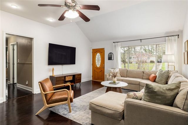 1523 Harvest Lane SE, Atlanta, GA 30317