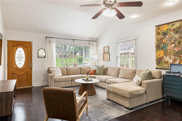 1523 Harvest Lane SE, Atlanta, GA 30317