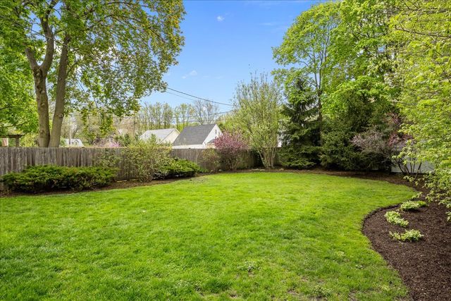 1208 Oak Street, Winnetka, IL 60093
