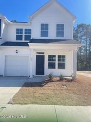 729 Palm Frond Way NW, Calabash, NC 28467