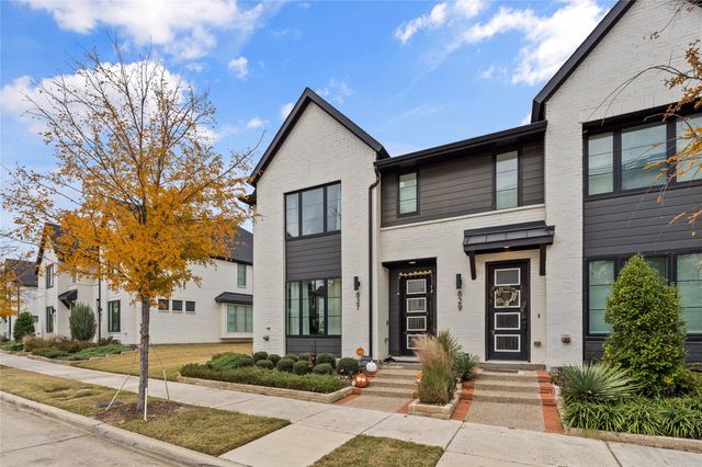 827 Crystal Oak Lane, Arlington, TX 76005