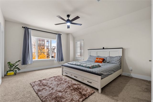 827 Crystal Oak Lane, Arlington, TX 76005