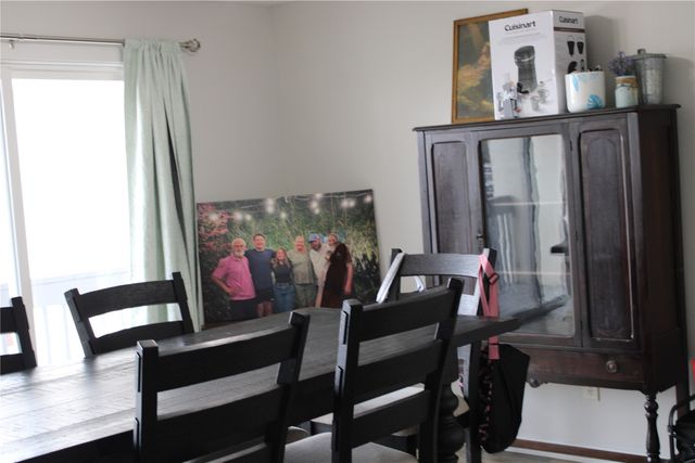 51 SW 29th Ave Dr, Cedar Rapids, IA 52404