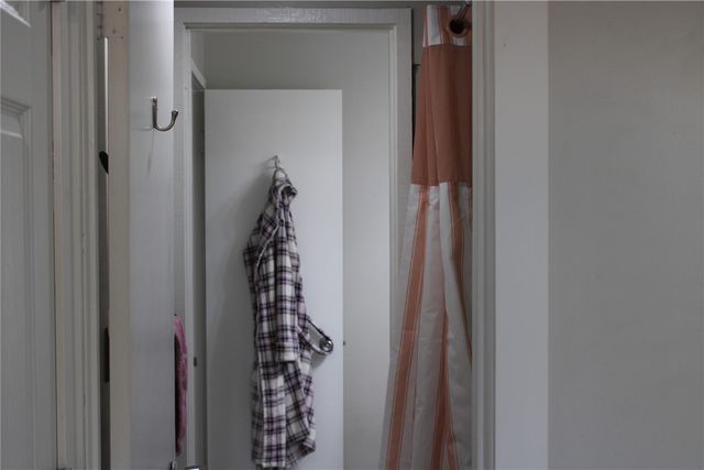 51 SW 29th Ave Dr, Cedar Rapids, IA 52404