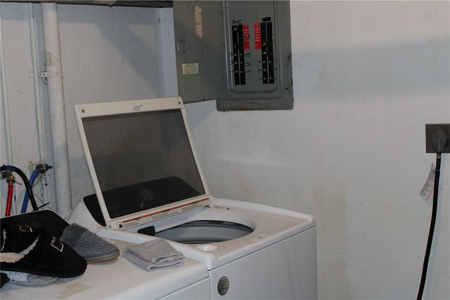 51 SW 29th Ave Dr, Cedar Rapids, IA 52404