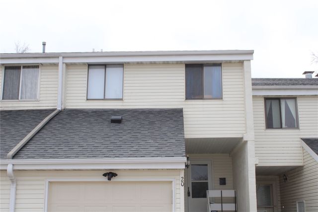 51 SW 29th Ave Dr, Cedar Rapids, IA 52404