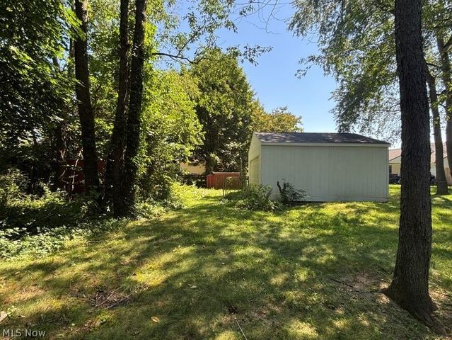 1569 Merrill Avenue, Akron, OH 44306