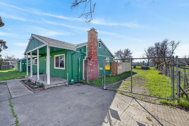 3044 U St, Antelope, CA 95843