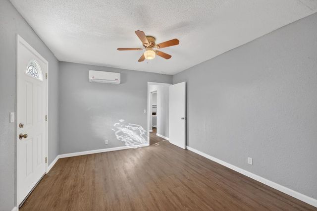 3044 U St, Antelope, CA 95843