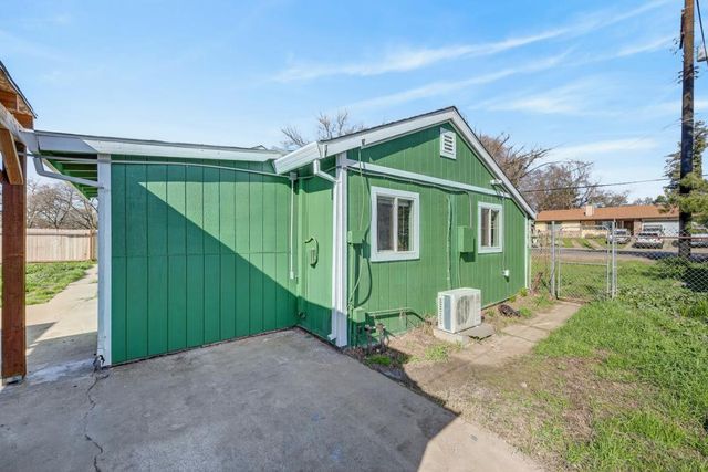 3044 U St, Antelope, CA 95843