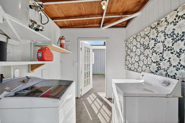 3044 U St, Antelope, CA 95843