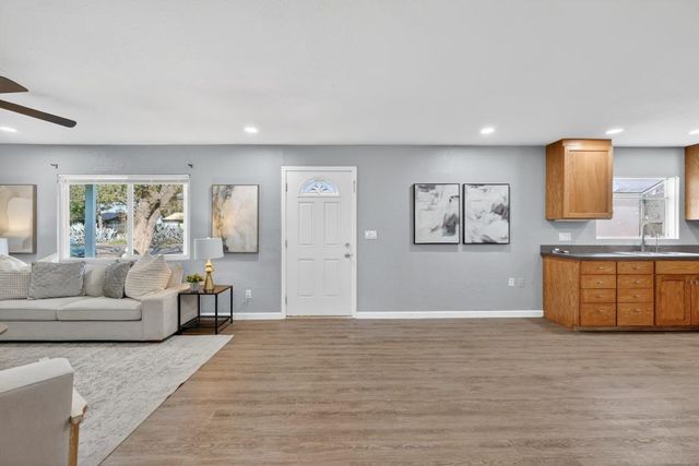 3044 U St, Antelope, CA 95843