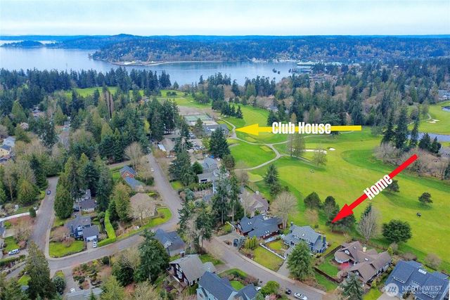 919 Cherry Avenue NE, Bainbridge Island, WA 98110