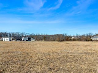 2 Brune Business Park Court 4a, Warrenton, MO 63383
