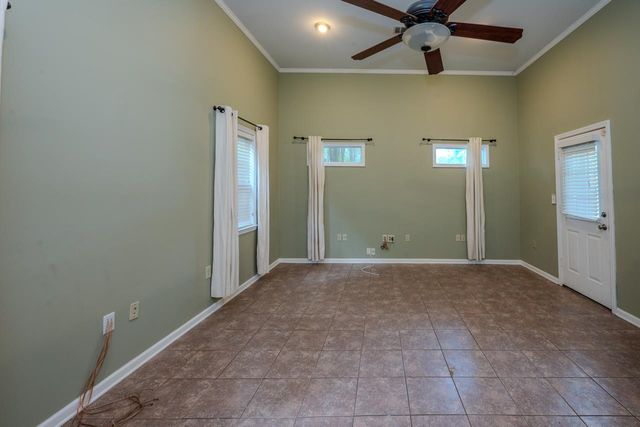 289 MARY ANN DR, Memphis, TN 38117
