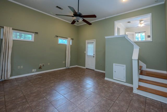 289 MARY ANN DR, Memphis, TN 38117