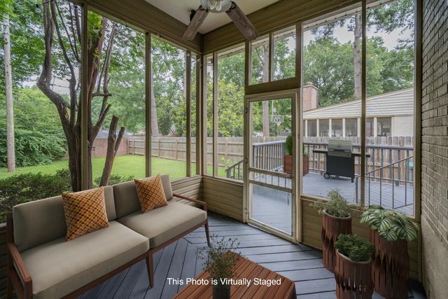 289 MARY ANN DR, Memphis, TN 38117
