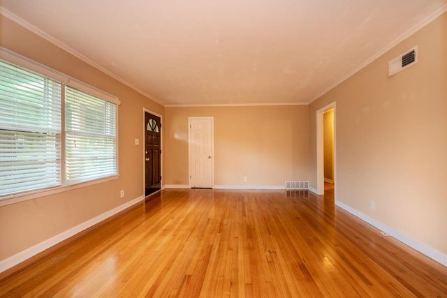 289 MARY ANN DR, Memphis, TN 38117