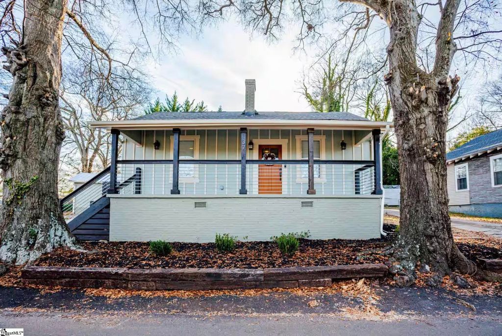 37 Ross Street, Greenville, SC 29611