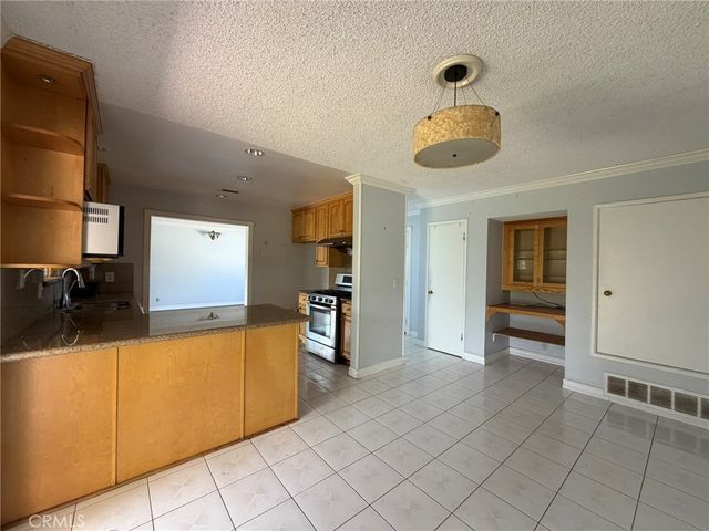 10402 Bowen, Garden Grove, CA 92843