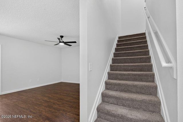 1575 VINELAND Circle B, Fleming Island, FL 32003