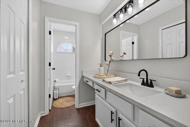 1575 VINELAND Circle B, Fleming Island, FL 32003