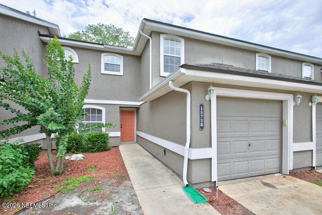 1575 VINELAND Circle B, Fleming Island, FL 32003