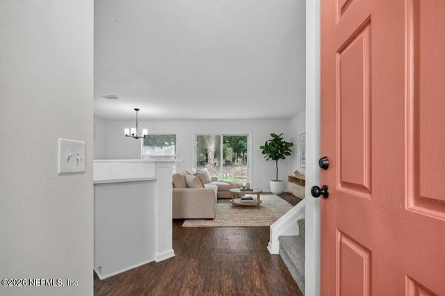 1575 VINELAND Circle B, Fleming Island, FL 32003