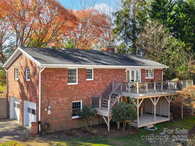500 N Griffing Boulevard, Asheville, NC 28804