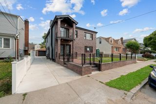 14027 247th Street, Rosedale, NY 11422