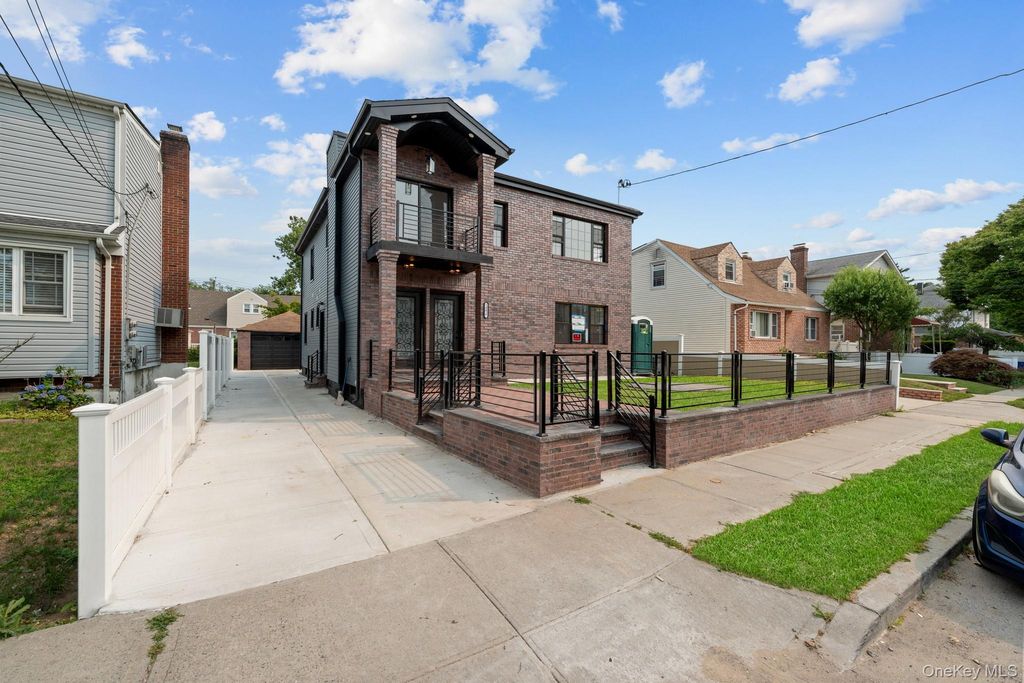 14027 247th Street, Rosedale, NY 11422